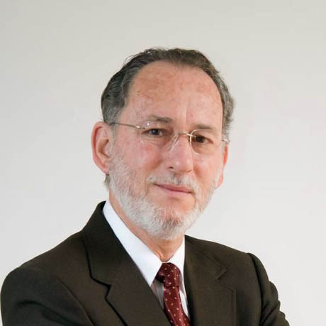 Dr. Cesar Vasconcellos de Souza